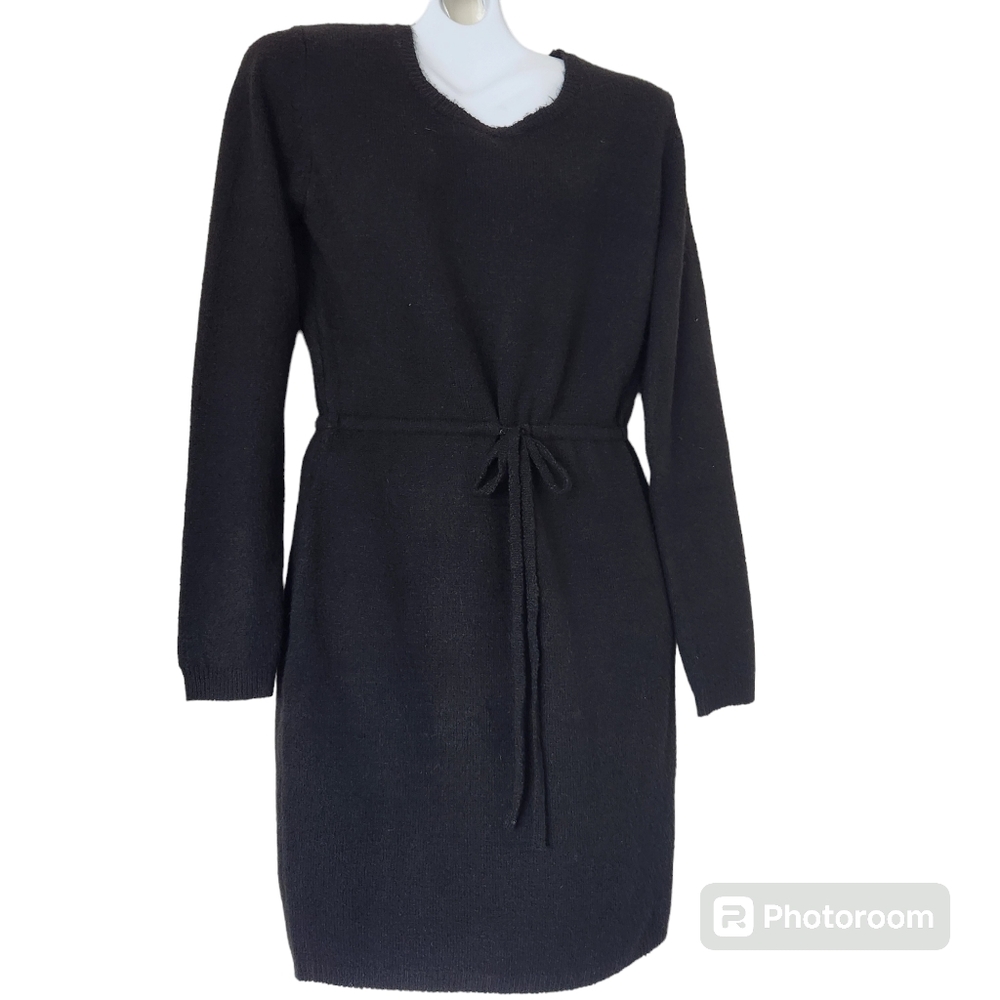NWT Pretty Little Thing Eco-friendly Drawstring Waist Black Cozy Sweater Dress M